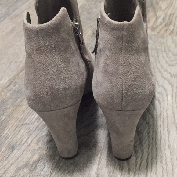 Sam Edelman suede booties - Picture 8 of 8